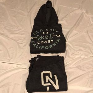 Old Navy Sweatsuit Size Small